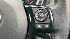 Toyota Yaris 1.5 VVT-i Icon 5dr Petrol Hatchback